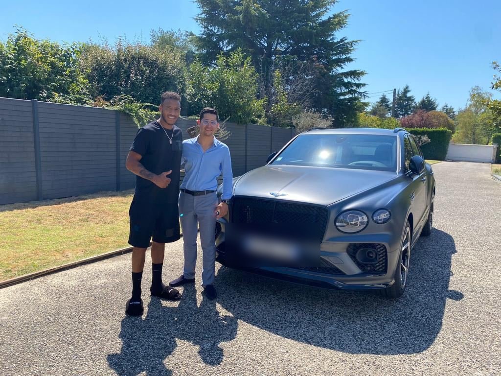 Bentley Bentayga — DMOTORS