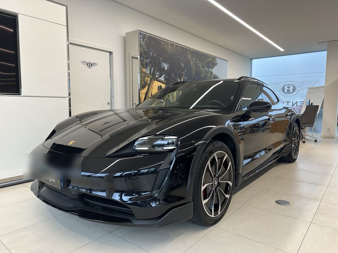 Porsche Taycan Cross Turismo — véhicule vendu — DMOTORS